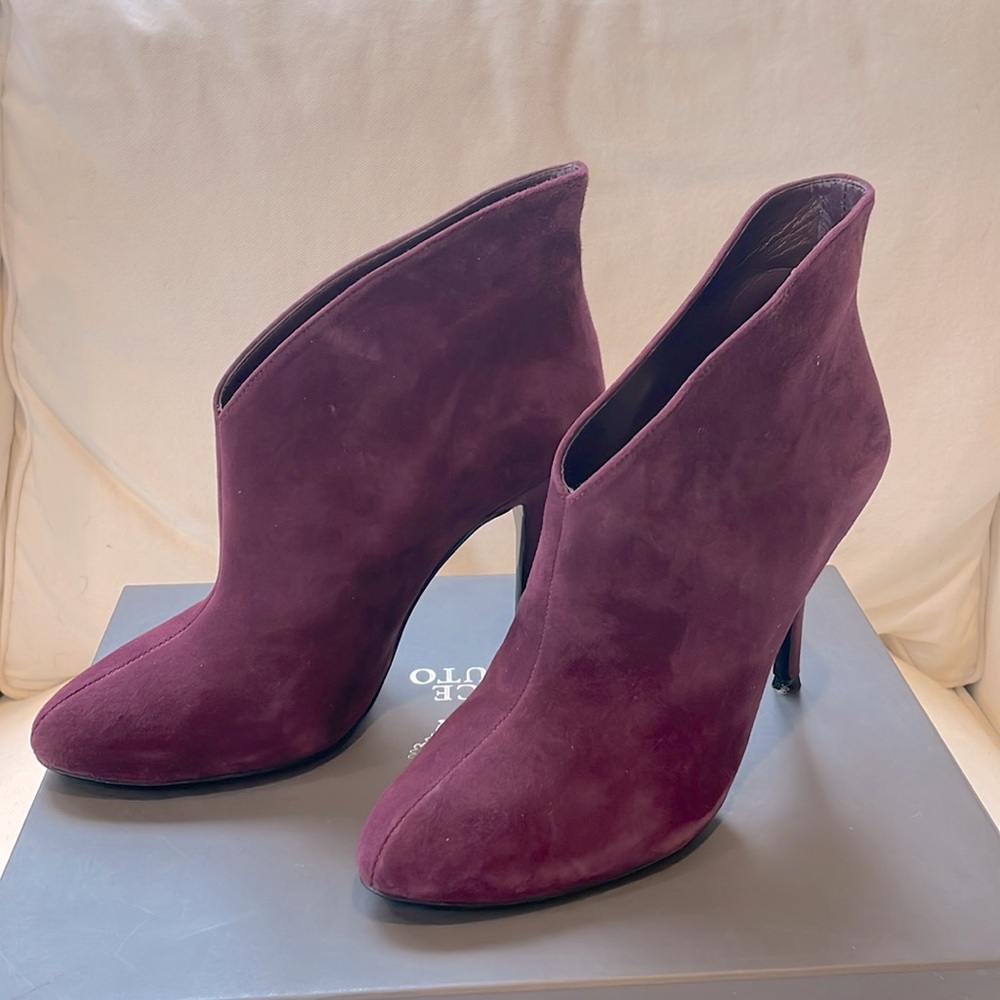 Vince Camuto Caden boots, 9.5